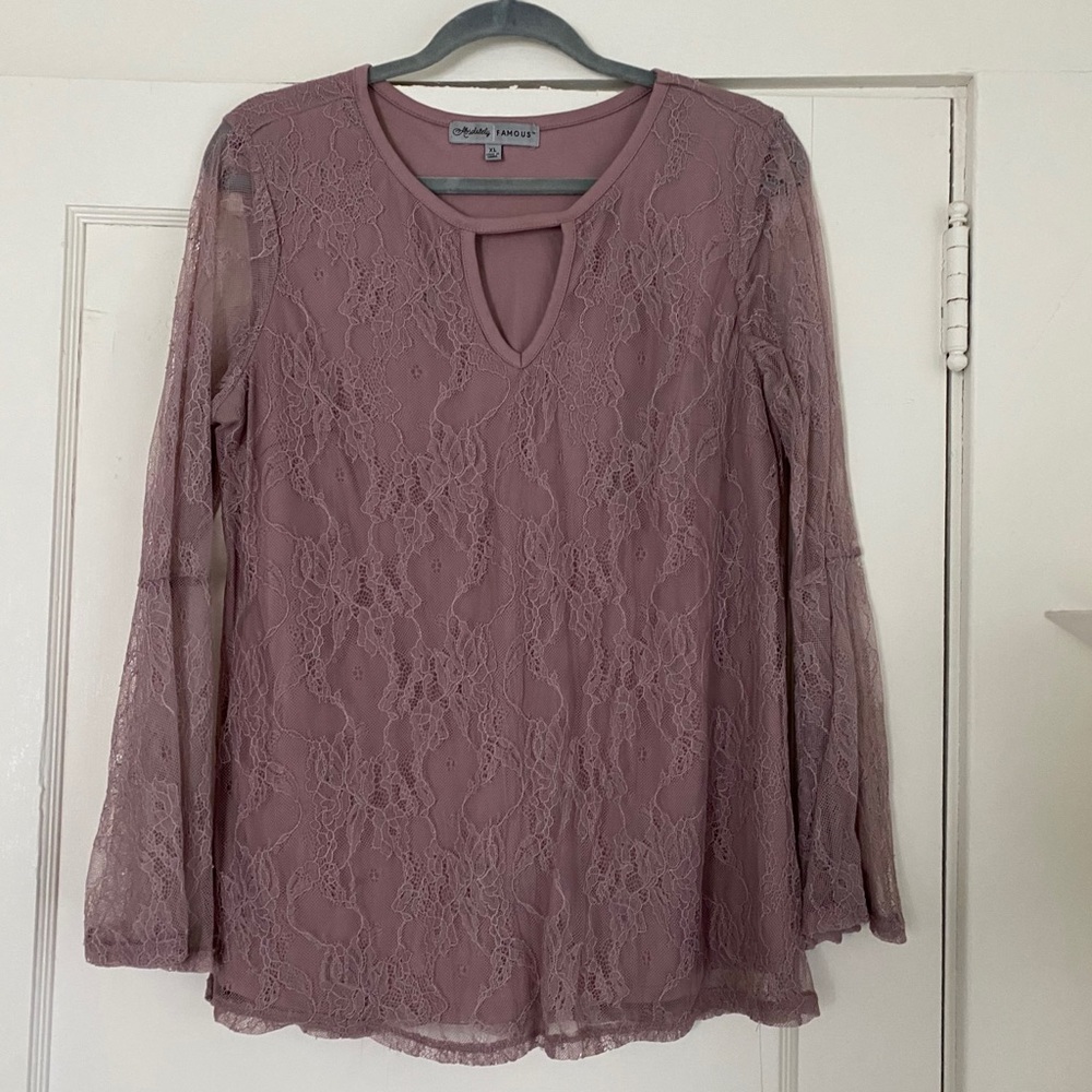 Pink lace bell bottom sleeves